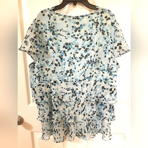 Apt 9 Woman Top - Picture 3 of 4